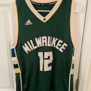 Milwaukee Bucks Parker Jersey Brand New